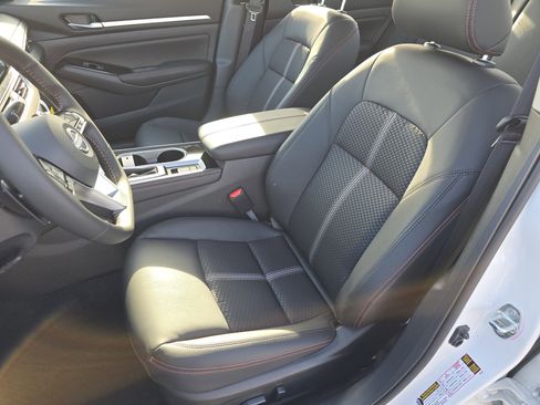 New 2025 Nissan Altima 2.5 SR image 23