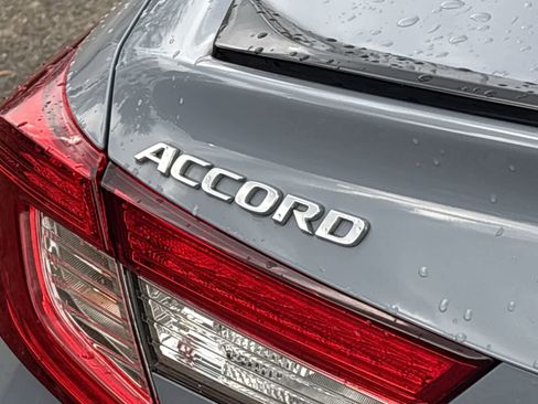 Used 2022 Honda Accord Sport image 18