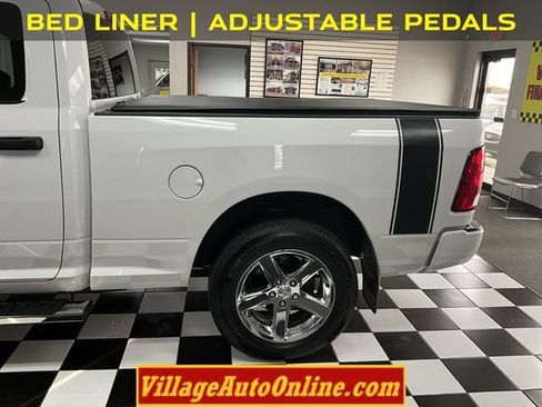 Used 2015 RAM 1500 Express image 9