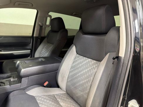 Used 2019 Toyota Tundra SR5 w/ SR5 Upgrade Package image 16