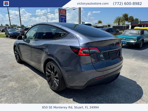 Used 2022 Tesla Model Y Performance AWD/4WD image 5