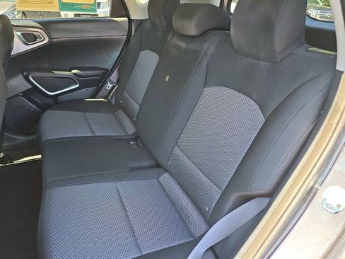 Used 2022 Kia Soul LX w/ Technology Package FWD image 15