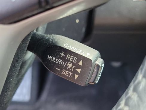 Used 2017 Toyota Highlander Limited Platinum FWD image 22