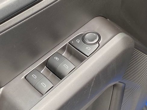 Used 2026 Chevrolet Colorado Trail Boss AWD/4WD image 12