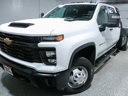 Used 2025 Chevrolet Silverado 3500 W/T w/ WT Convenience Package AWD/4WD image 28