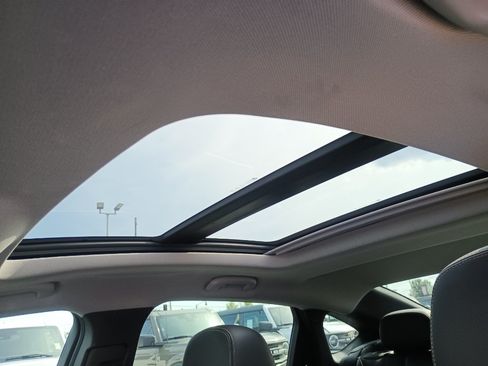 Used 2019 Chevrolet Impala Premier w/ Premier Confidence Package FWD image 22