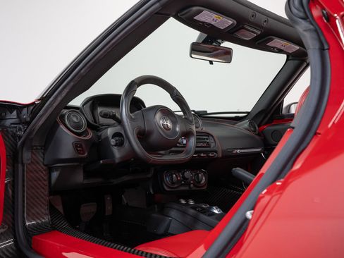 Used 2018 Alfa Romeo 4C Spider image 44