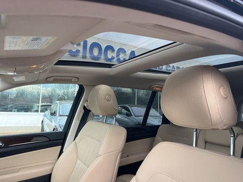 Used 2019 Mercedes-Benz GLS 450 4MATIC image 9