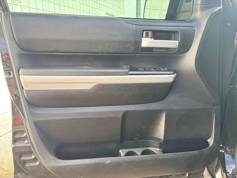 Used 2019 Toyota Tundra SR5 image 6
