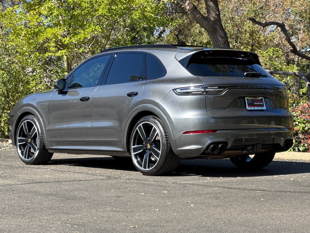 Used 2022 Porsche Cayenne GTS AWD/4WD image 7
