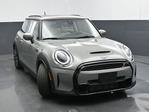 Used 2023 MINI Cooper S w/ Driver Assistance Package image 8