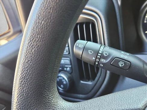 Used 2022 Chevrolet Silverado 1500 Custom image 13