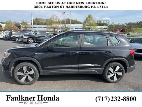 Used 2024 Volkswagen Taos S image 1