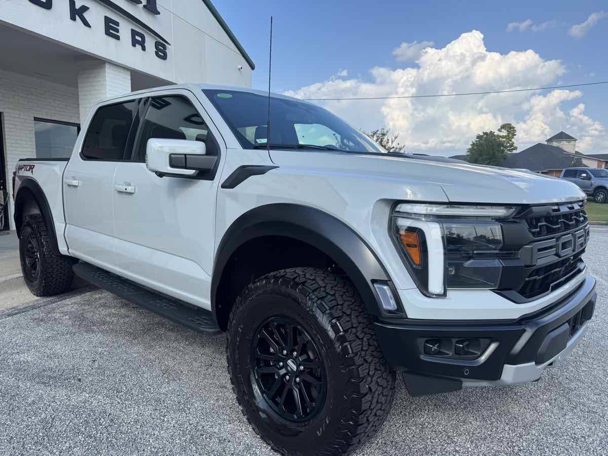 Used 2026 Ford F150 Raptor AWD/4WD image 4