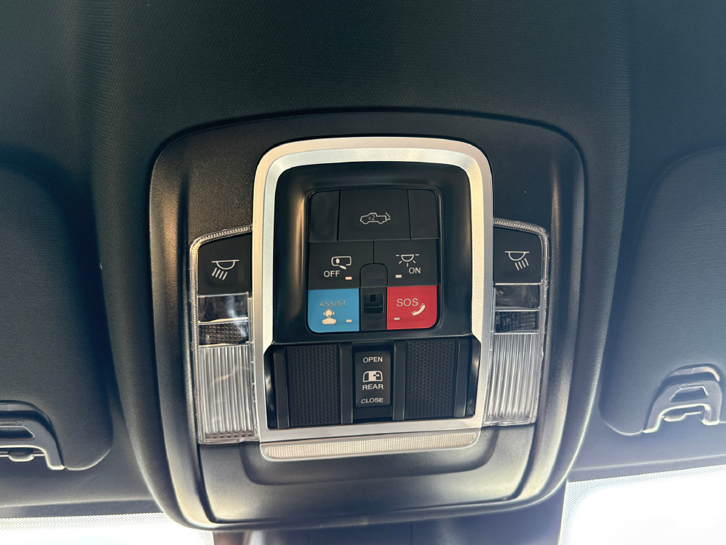 New 2027 RAM 2500 Laramie AWD/4WD image 24