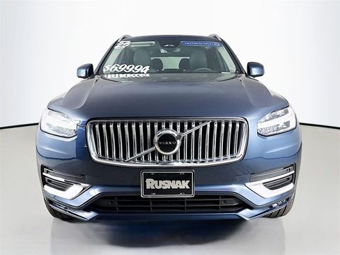 Certified 2025 Volvo XC90 B6 Core image 2
