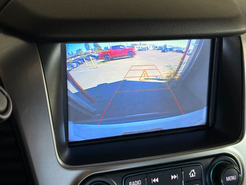 Used 2018 Chevrolet Tahoe Premier AWD/4WD image 21