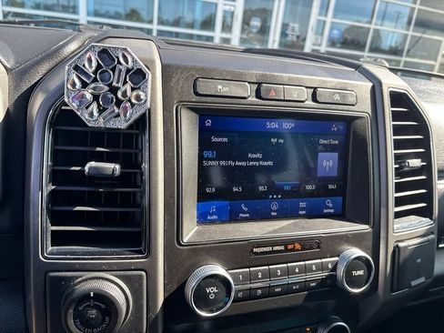 Used 2021 Ford Expedition XLT RWD image 3