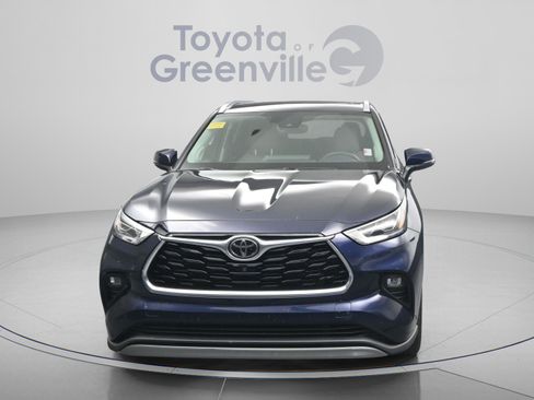 Used 2022 Toyota Highlander Platinum FWD image 21