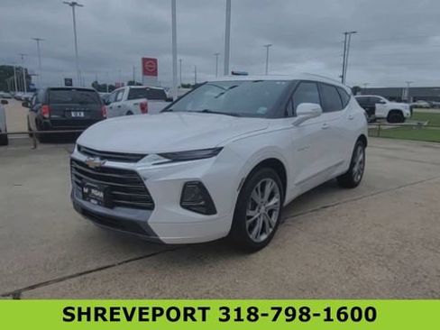 Certified 2020 Chevrolet Blazer Premier w/ Driver Confidence II Package FWD image 4