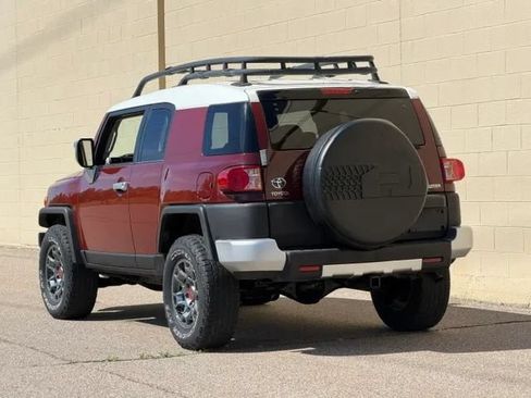 Used 2008 Toyota FJ Cruiser 4WD image 40