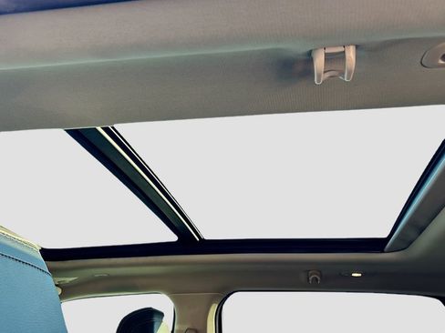 Used 2022 RAM 1500 Laramie w/ Laramie Southwest Edition image 22