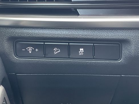 Used 2024 Kia Telluride S image 24