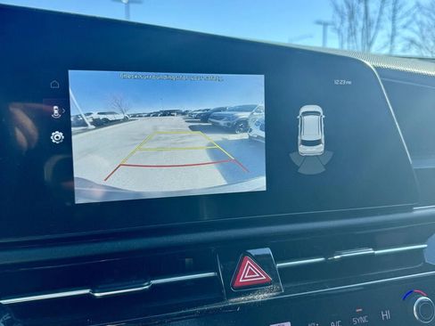 Certified 2023 Kia Niro EX Touring image 20