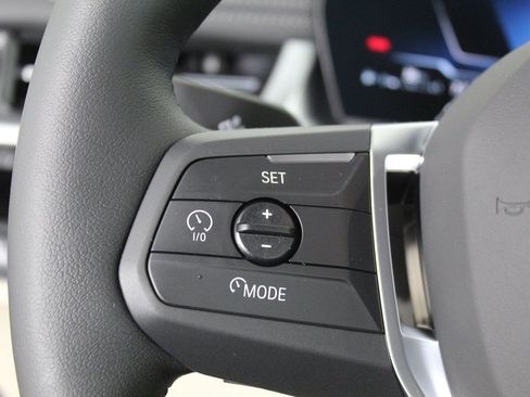 Used 2025 BMW X1 xDrive28i w/ Technology Package image 15