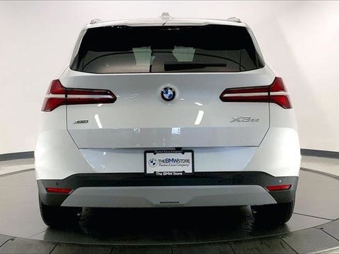 Used 2026 BMW X3 xDrive30 w/ Premium Package image 3