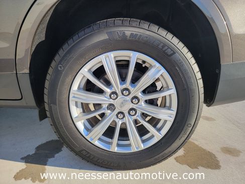 Used 2019 Cadillac XT5 FWD image 30