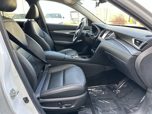 Used 2023 INFINITI QX50 Pure AWD/4WD image 38