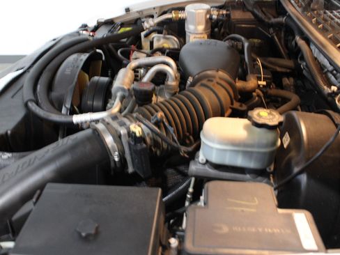 Used 1998 Chevrolet S10 Pickup 2WD Regular Cab image 14