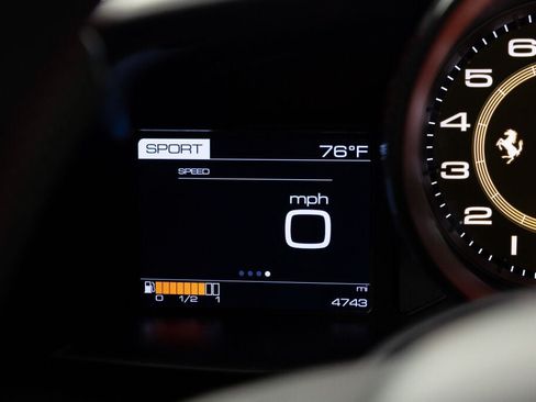 Used 2017 Ferrari 488 GTB RWD image 55