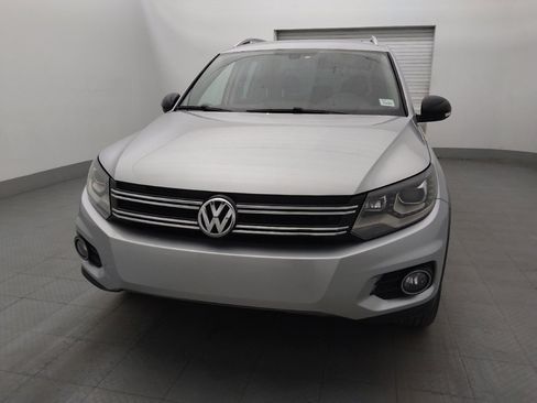 Used 2017 Volkswagen Tiguan Sport FWD image 15