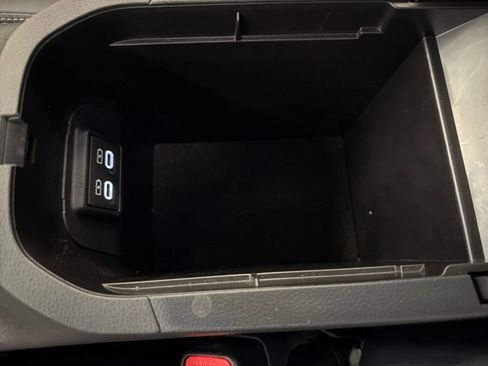 Certified 2023 Toyota RAV4 XLE Premium image 33