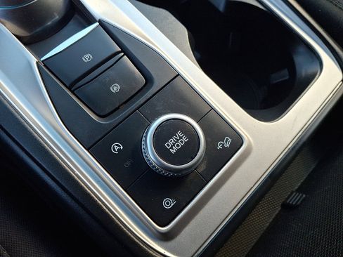 Used 2020 Ford Explorer XLT w/ Class III Trailer Tow Package image 22