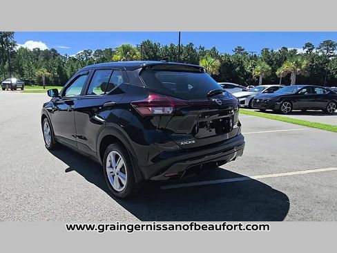 Used 2023 Nissan Kicks S FWD image 27