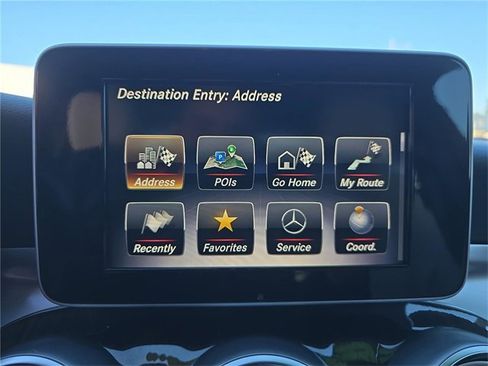 Used 2018 Mercedes-Benz C 300 Sedan image 15