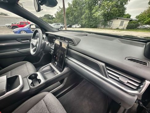 Used 2026 GMC Terrain Elevation FWD image 28