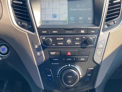 Used 2018 Hyundai Santa Fe Sport w/ 2.0T Ultimate Tech Package 05 AWD/4WD image 24