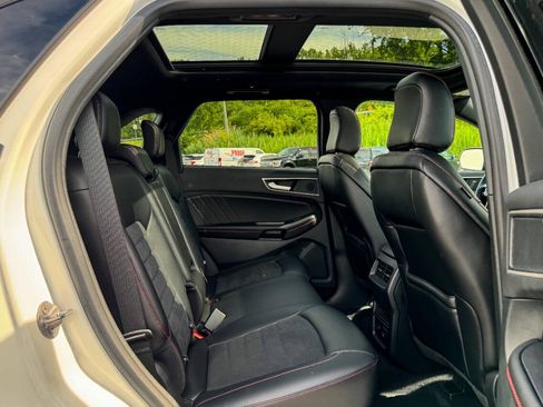 Used 2023 Ford Edge ST-Line AWD/4WD image 16