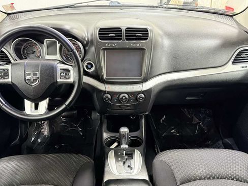 Used 2015 Dodge Journey SXT w/ Flexible Seating Group FWD image 25