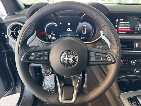 New 2026 Alfa Romeo Stelvio Sprint w/ Convenience Package AWD/4WD image 11