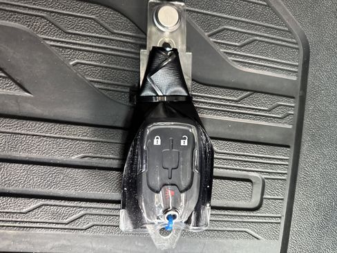 Used 2020 GMC Terrain SLE image 33