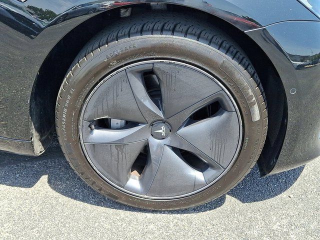 Used 2019 Tesla Model 3 Standard Range Plus RWD image 11