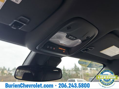 Used 2024 Chevrolet TrailBlazer ACTIV w/ Driver Confidence Package image 15