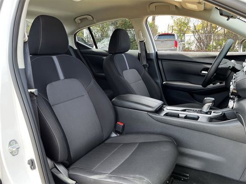 Used 2024 Nissan Sentra SV image 24