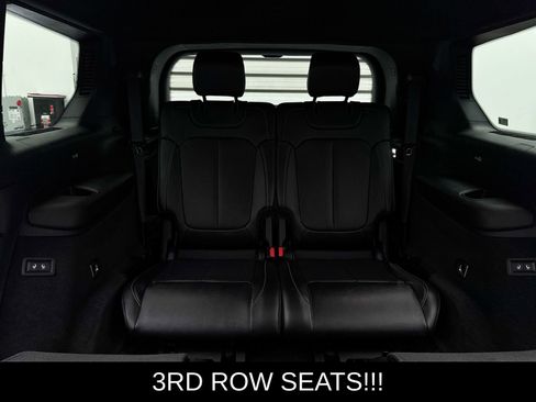 Used 2021 Jeep Grand Cherokee L Overland w/ Luxury Tech Group IV RWD image 11