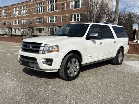 Used 2016 Ford Expedition EL Platinum image 19